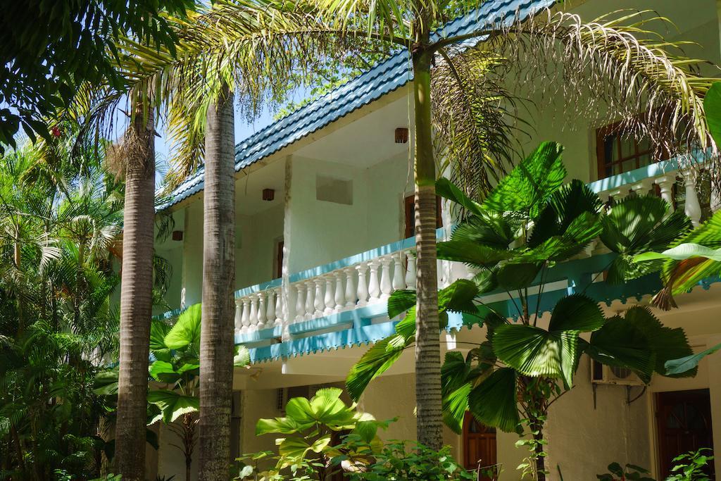 Legends Beach Resort Negril Exterior photo